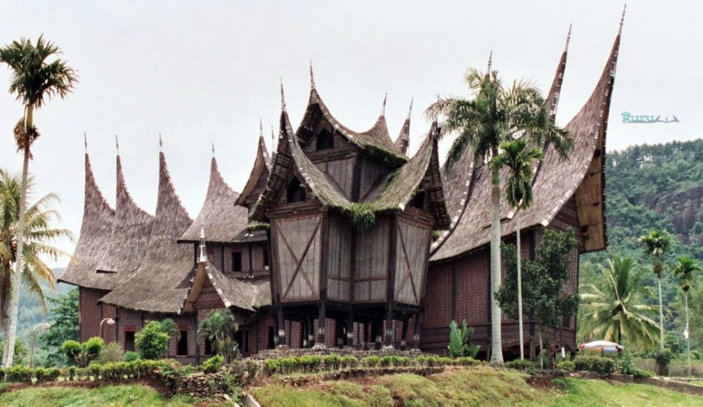 Contoh-Bangunan-Minangkabau